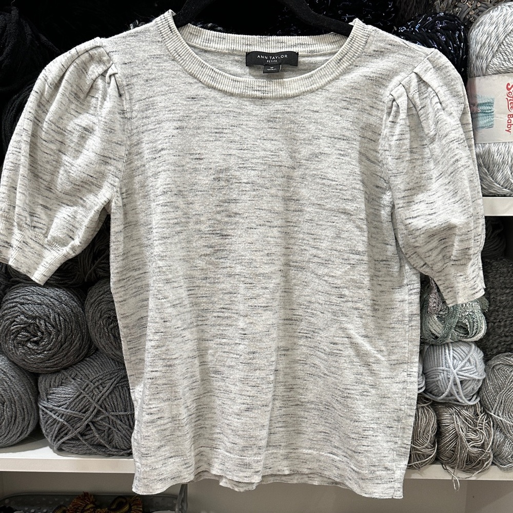 Ann Taylor Light Gray Puff Sleeve Sweater Top